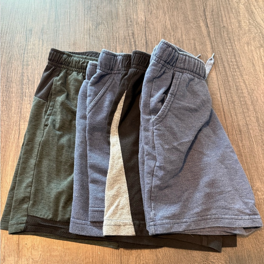 Lot of 4 Kids Shorts - Green, Black, Navy Size 4/5